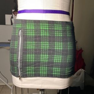 Green Plain Mini Zipper Skirt